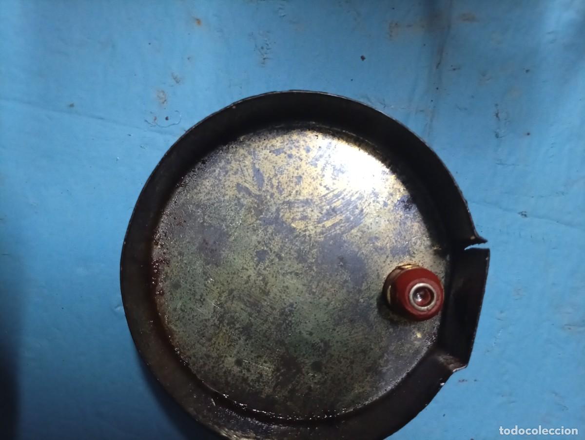 Antig&uuml;edades: ANTIGUA LINTERNA CON BATERIA - Foto 9