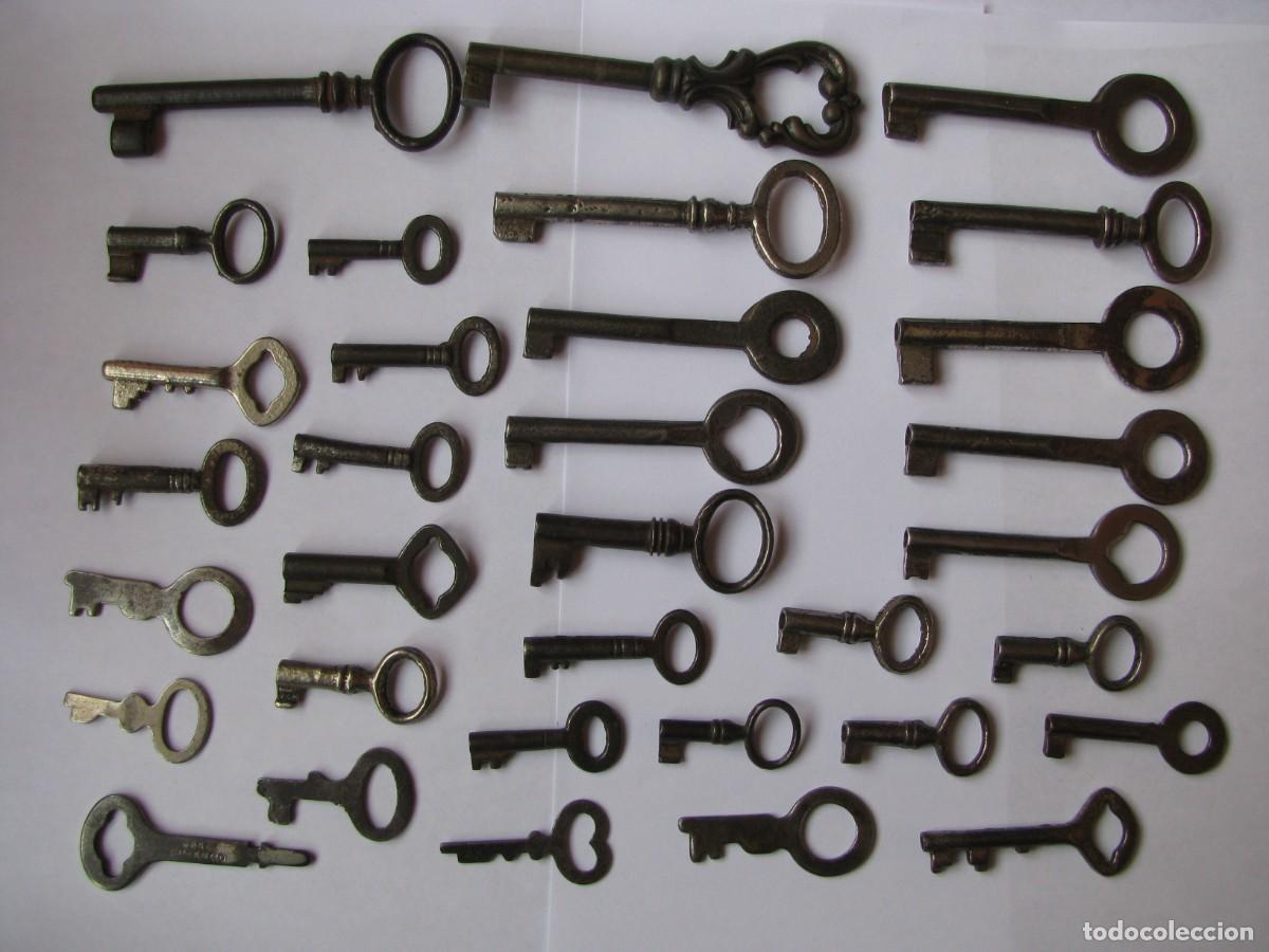 Antig&uuml;edades: LOTE DE ANTIGUAS LLAVES. - Foto 1