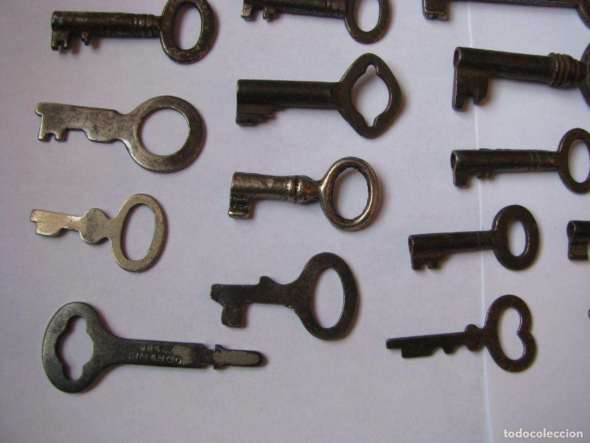 Antig&uuml;edades: LOTE DE ANTIGUAS LLAVES. - Foto 4