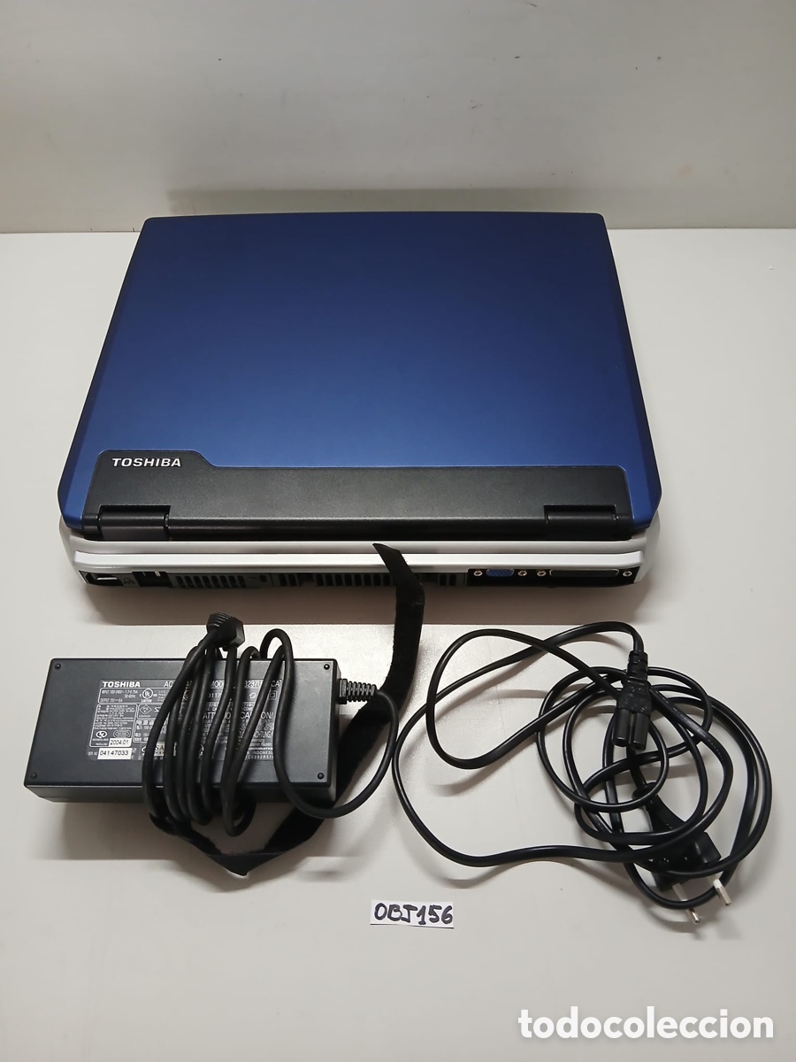 Antig&uuml;edades: Port&aacute;til Toshiba Satellite - Foto 1