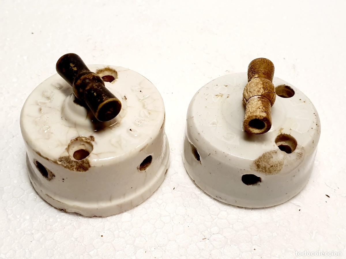 Antig&uuml;edades: INTERUPTOR DE PORCELANA LLAVE DE LUZ *** LOTE DE 2 - Foto 1