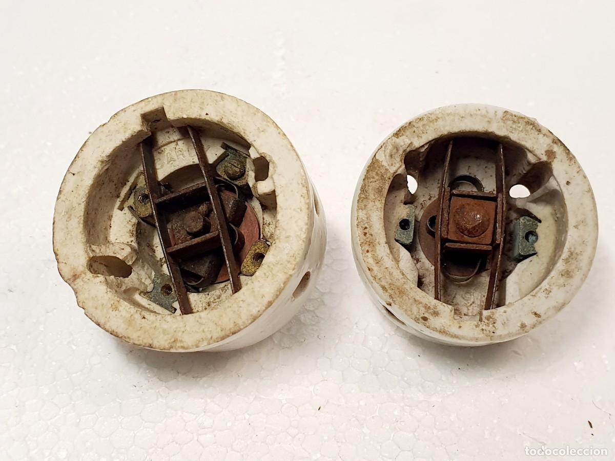 Antig&uuml;edades: INTERUPTOR DE PORCELANA LLAVE DE LUZ *** LOTE DE 2 - Foto 2