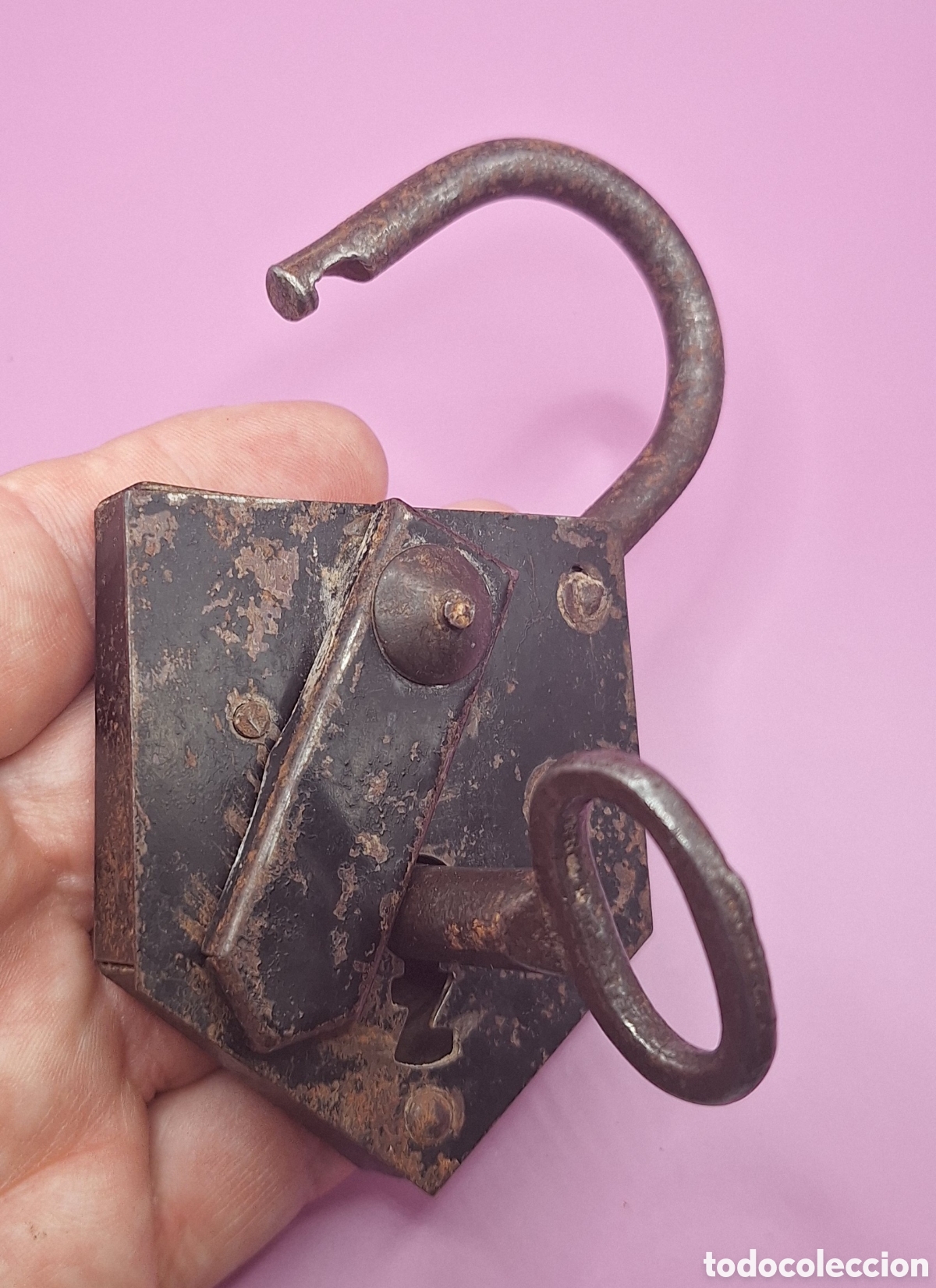 Antig&uuml;edades: Antiguo Candado Met&aacute;lico - Foto 14