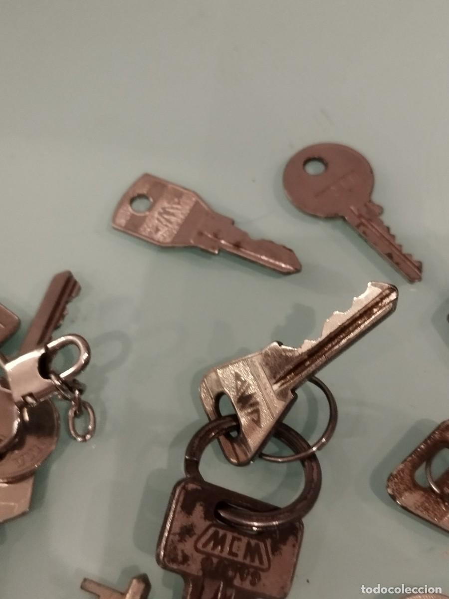 Antig&uuml;edades: Lote de 18 llaves de puerta etc.. a identificar. - Foto 5