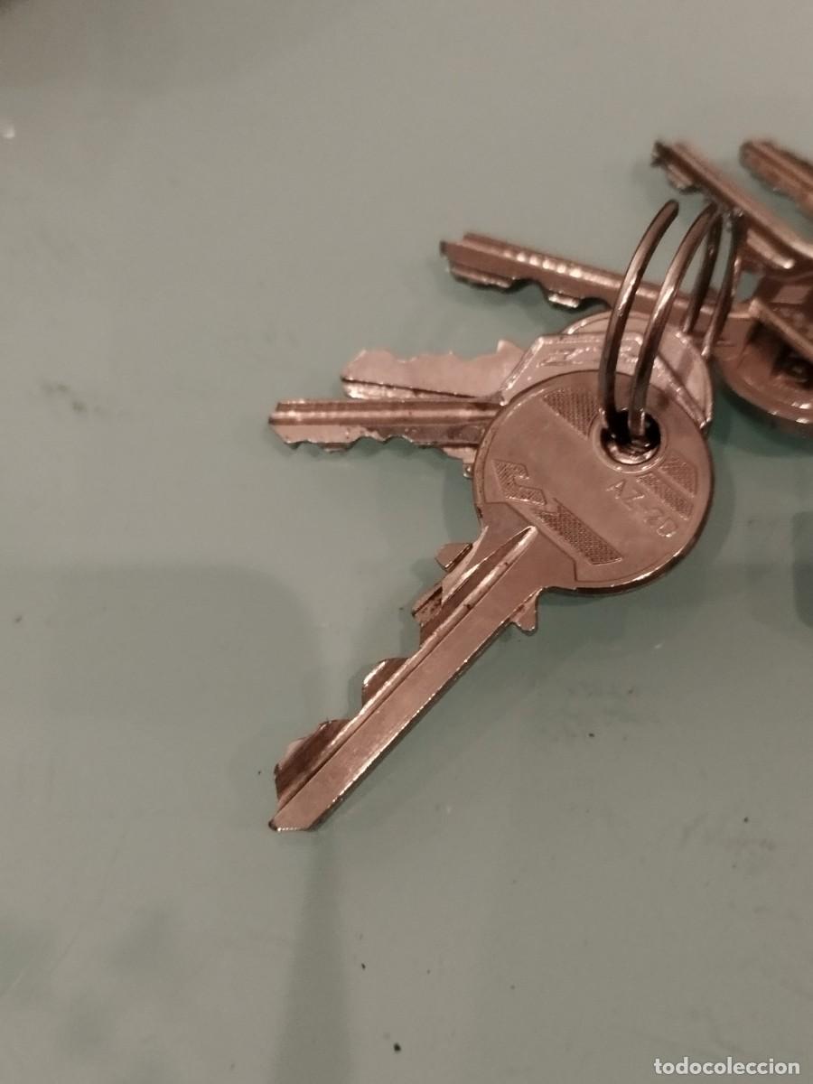 Antig&uuml;edades: Lote de 18 llaves de puerta etc.. a identificar. - Foto 7