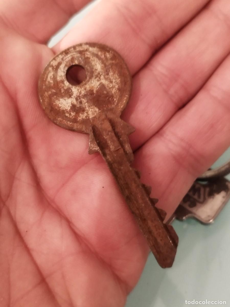 Antig&uuml;edades: Lote de 18 llaves de puerta etc.. a identificar. - Foto 11