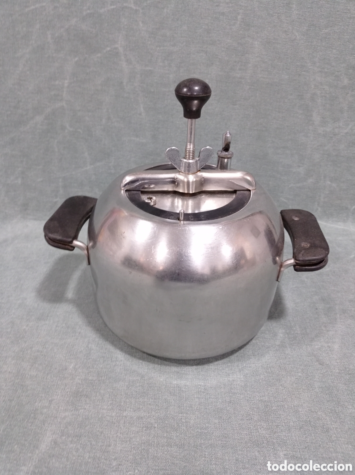 Antig&uuml;edades: ANTIGUA OLLA A PRESI&Oacute;N - OLLA EXPR&Eacute;S - BELLVIS - Foto 2