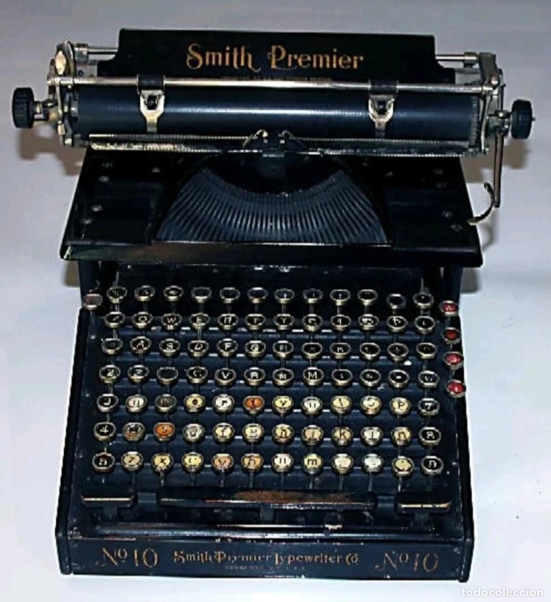 Antig&uuml;edades: Maquina de escribir antigua - Foto 1