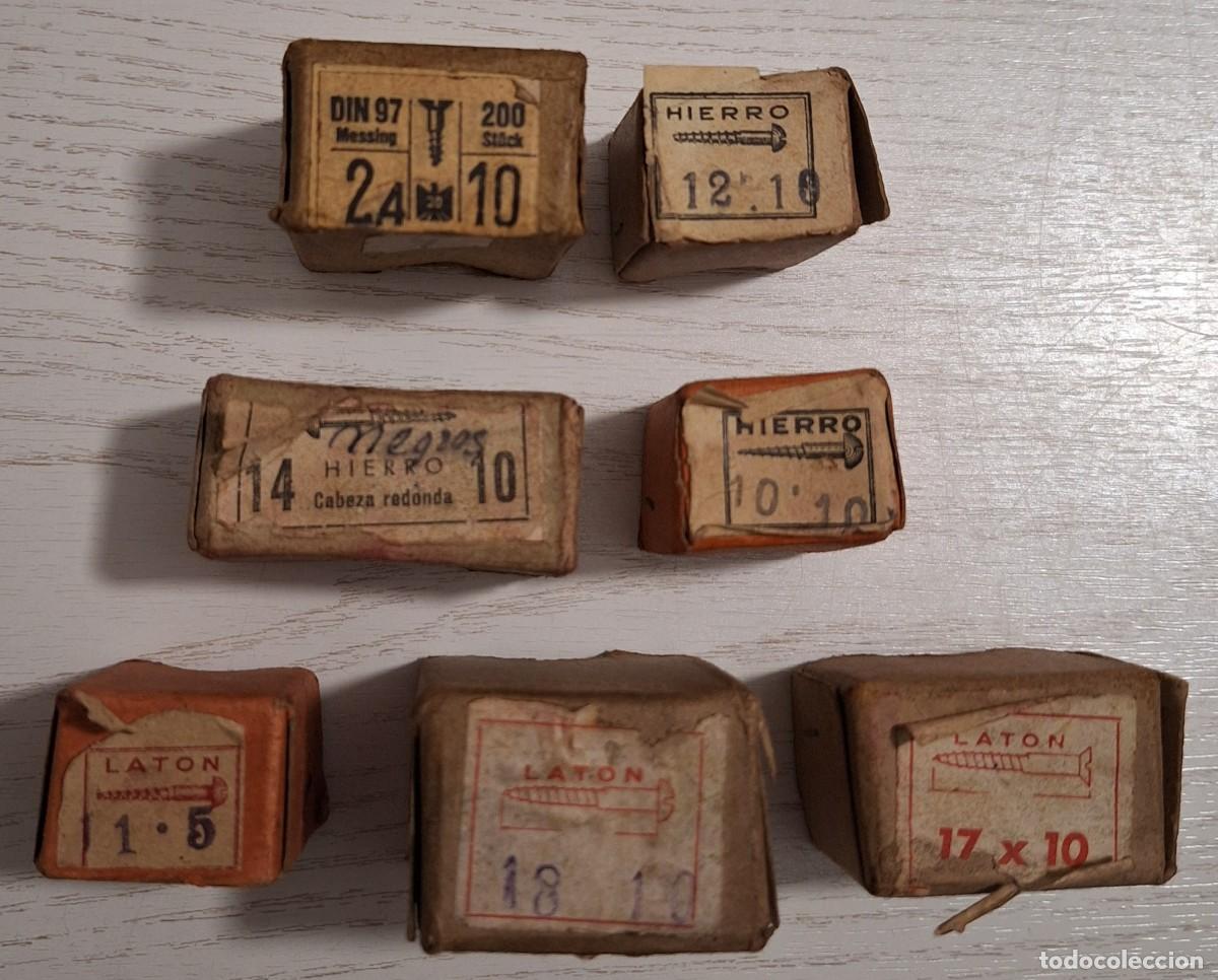 Antig&uuml;edades: LOTE DE 7 PEQUE&Ntilde;AS CAJAS DE TORNILLOS - Foto 1