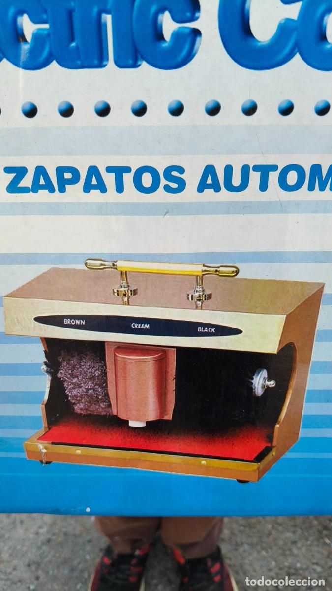 Antig&uuml;edades: Maquina limpa zapato - Foto 1