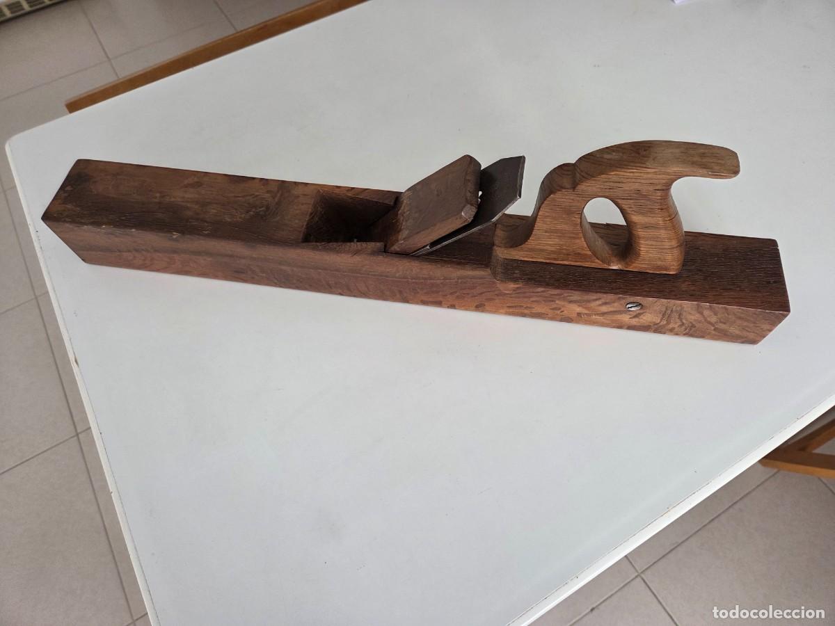 Antig&uuml;edades: Cepillo antiguo de carpintero en madera, 1&ordf; mitad del s. XX - Foto 1