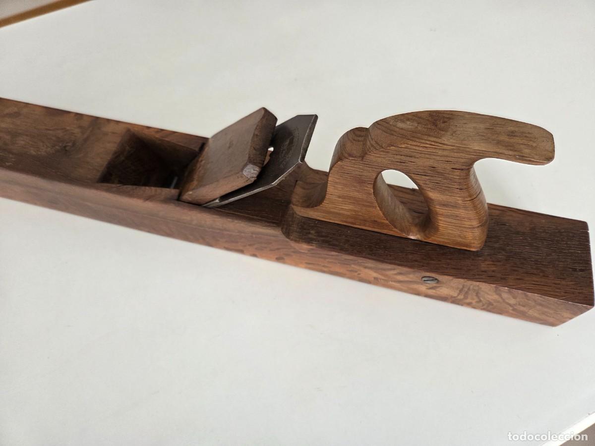 Antig&uuml;edades: Cepillo antiguo de carpintero en madera, 1&ordf; mitad del s. XX - Foto 2