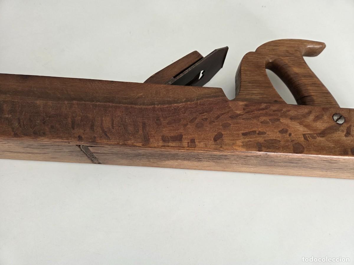 Antig&uuml;edades: Cepillo antiguo de carpintero en madera, 1&ordf; mitad del s. XX - Foto 3