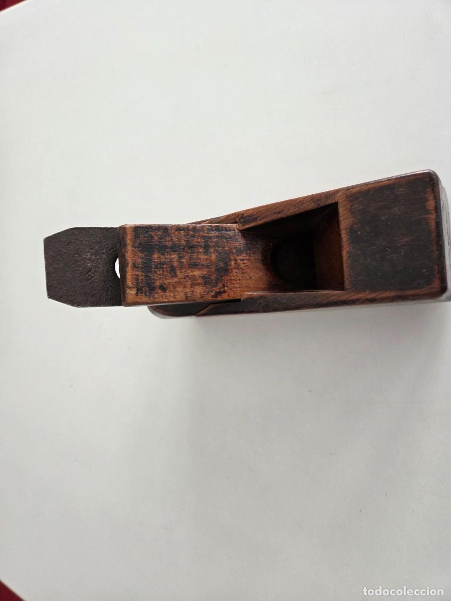 Antig&uuml;edades: Cepillo antiguo de carpintero en madera, 1&ordf; mitad del s. XX - Foto 4