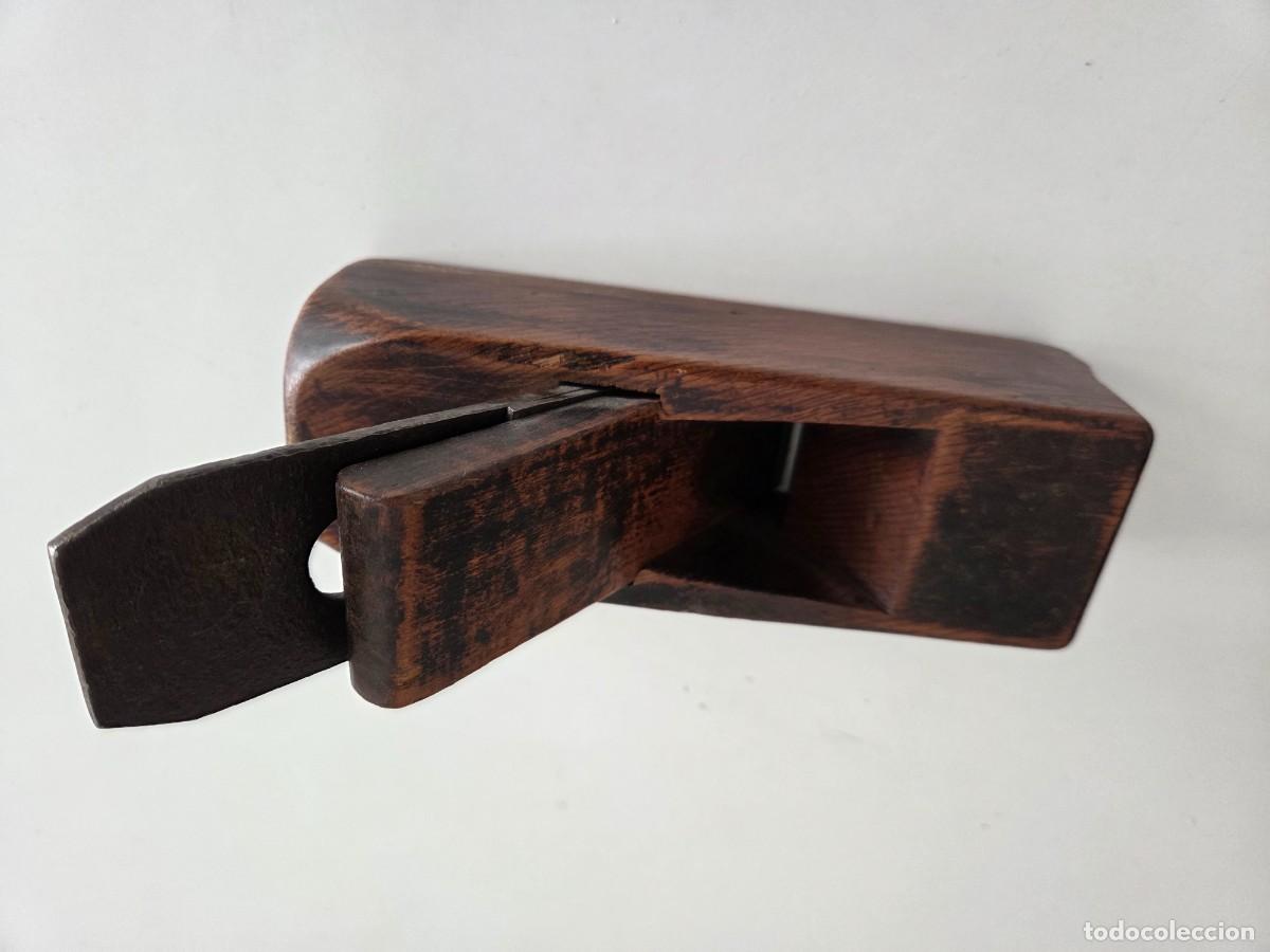 Antig&uuml;edades: Cepillo antiguo de carpintero en madera, 1&ordf; mitad del s. XX - Foto 5