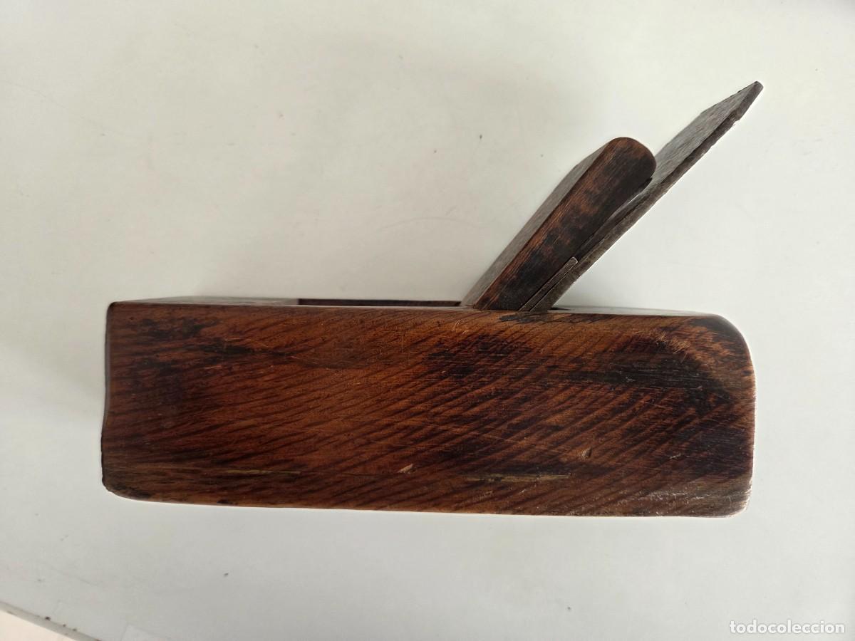 Antig&uuml;edades: Cepillo antiguo de carpintero en madera, 1&ordf; mitad del s. XX - Foto 7