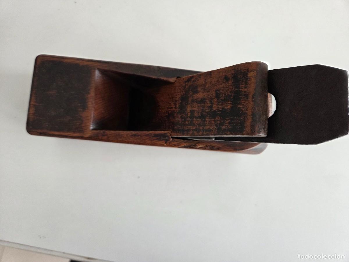 Antig&uuml;edades: Cepillo antiguo de carpintero en madera, 1&ordf; mitad del s. XX - Foto 10
