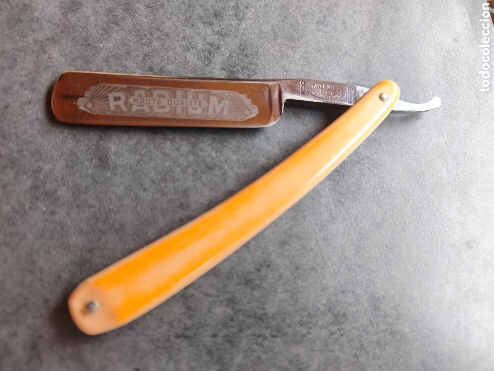 Antig&uuml;edades: Navaja de barbero radium - Foto 1