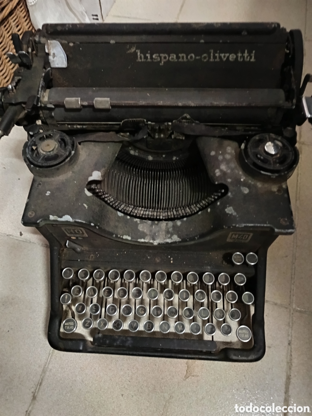Antig&uuml;edades: Antigua maquina de escribir - Foto 1