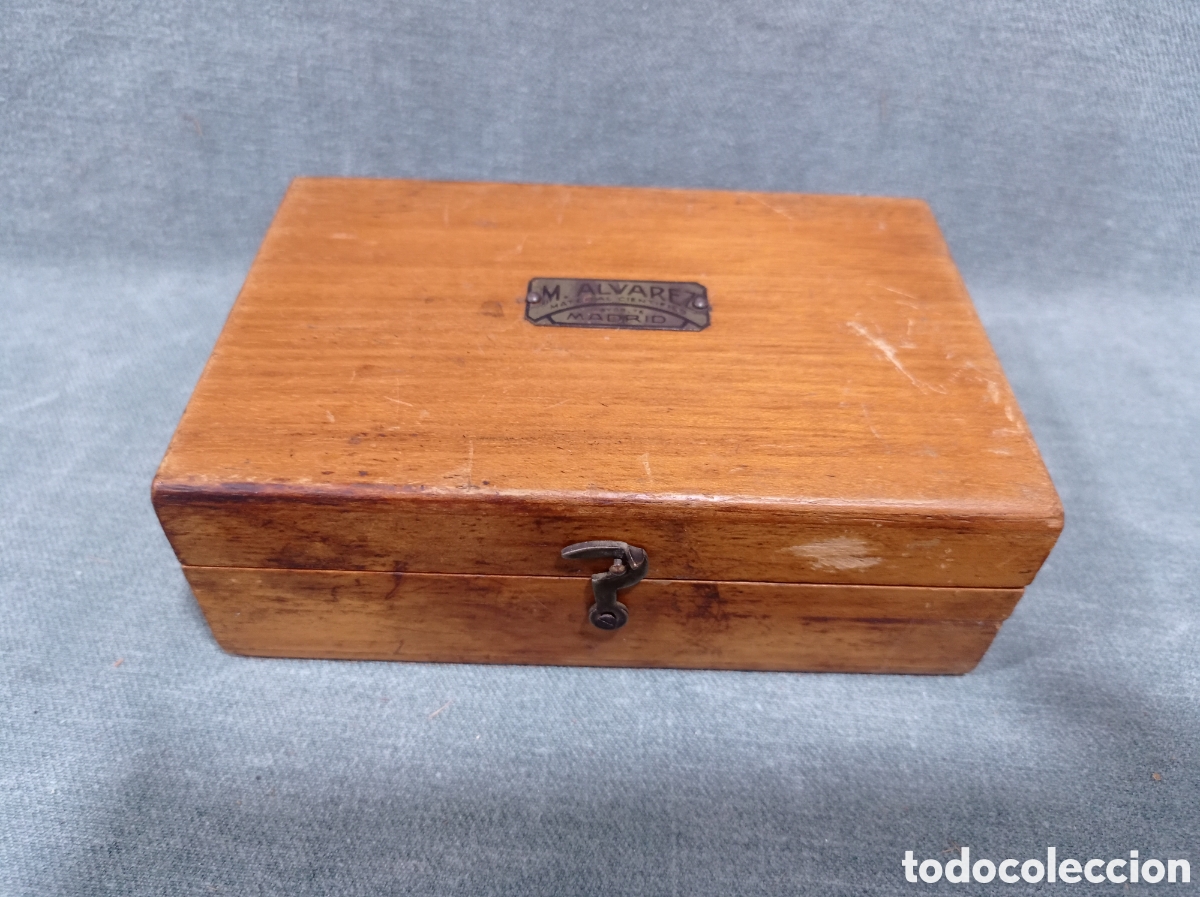 Antig&uuml;edades: CAJA DE PESAS DE PRECISI&Oacute;N - M. &Aacute;LVAREZ - MATERIAL CIENT&Iacute;FICO - MADRID - Foto 1
