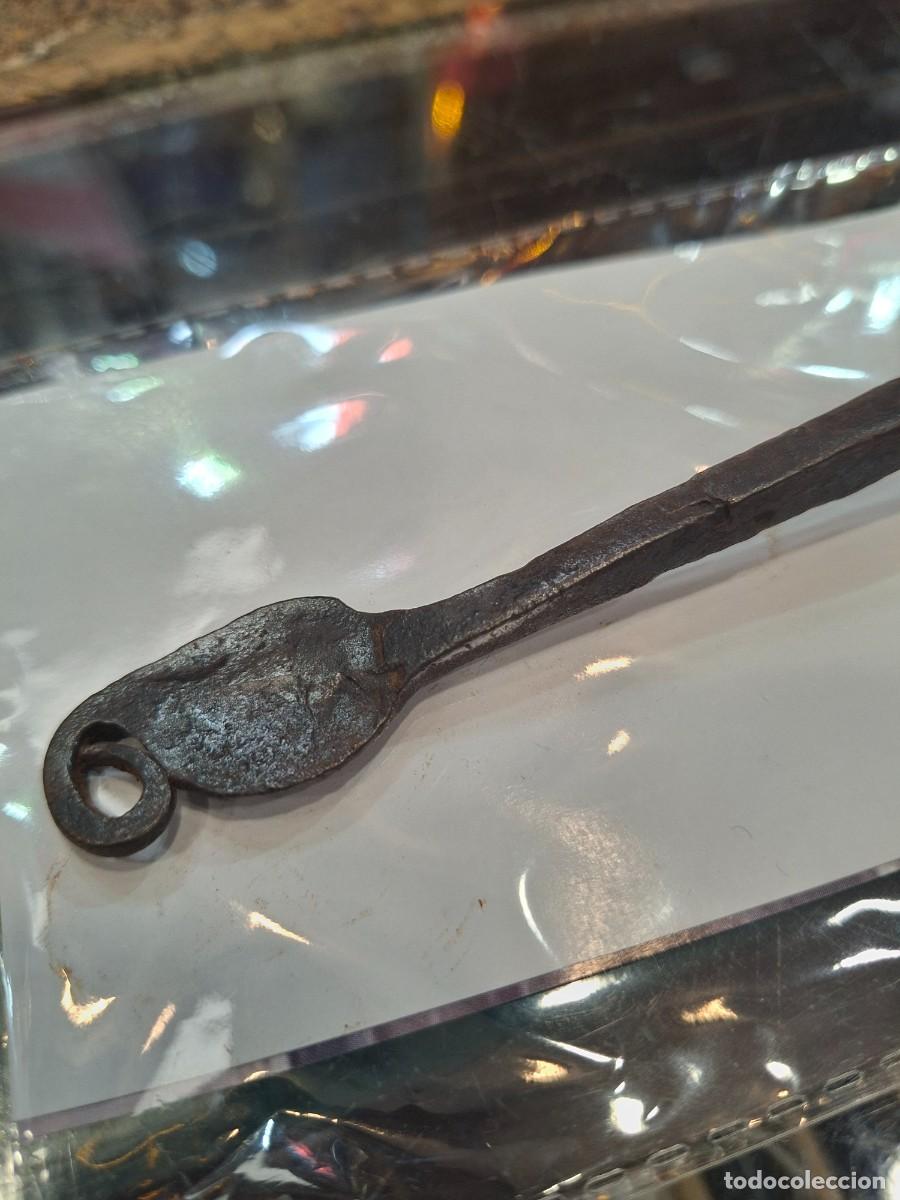 Antig&uuml;edades: Antigua llave de forja. - Foto 7