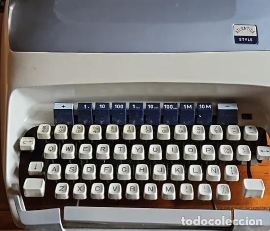 Antig&uuml;edades: M&aacute;quina de escribir. Atl&aacute;ntida - Foto 1