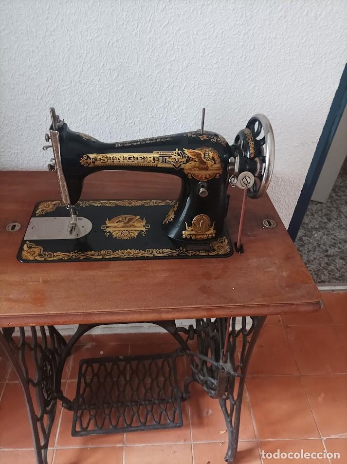 Antig&uuml;edades: MAQUINA DE COSER SINGER - Foto 1