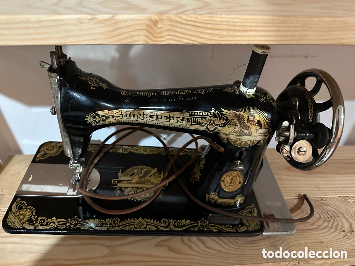 Antig&uuml;edades: M&aacute;quina de coser Singer - Foto 1