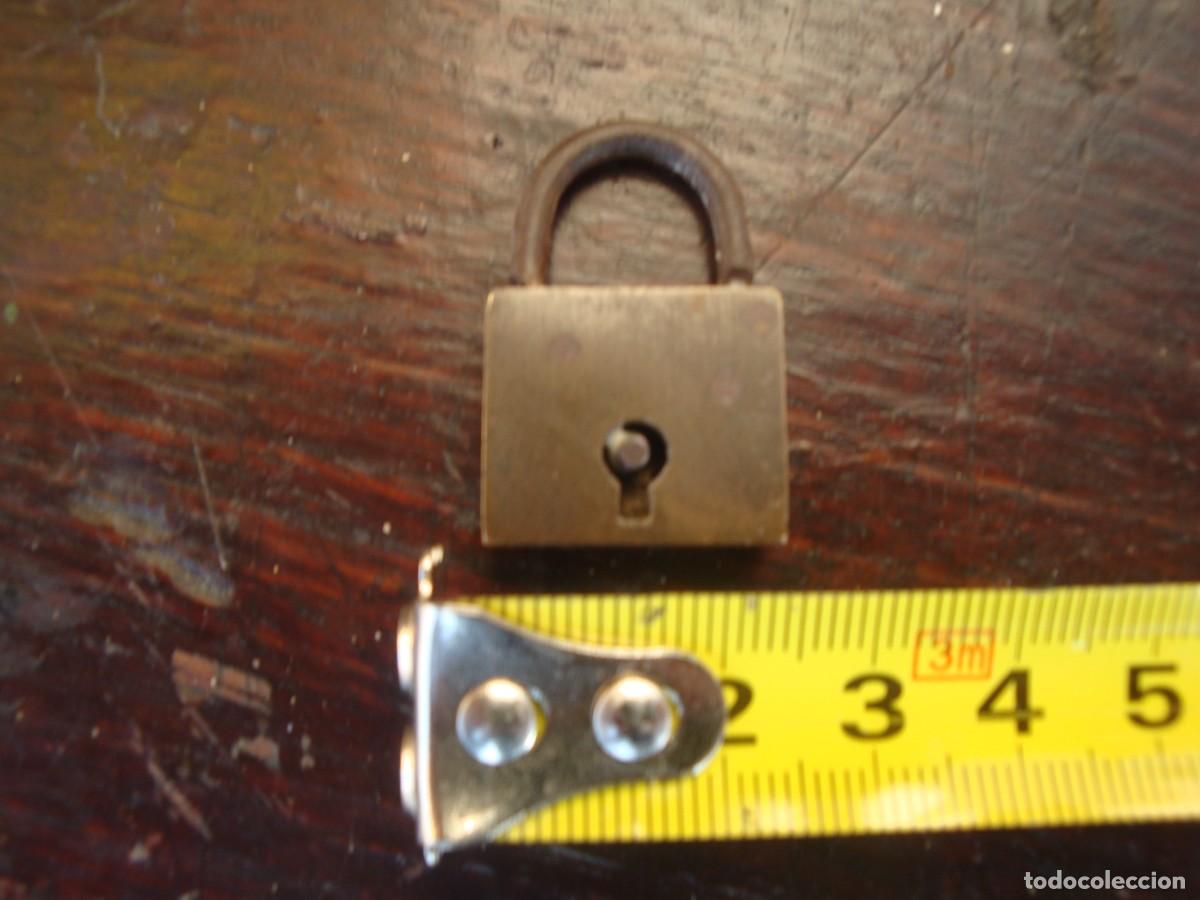 Antig&uuml;edades: CANDADO SIN LLAVE CUADRADO - Foto 1