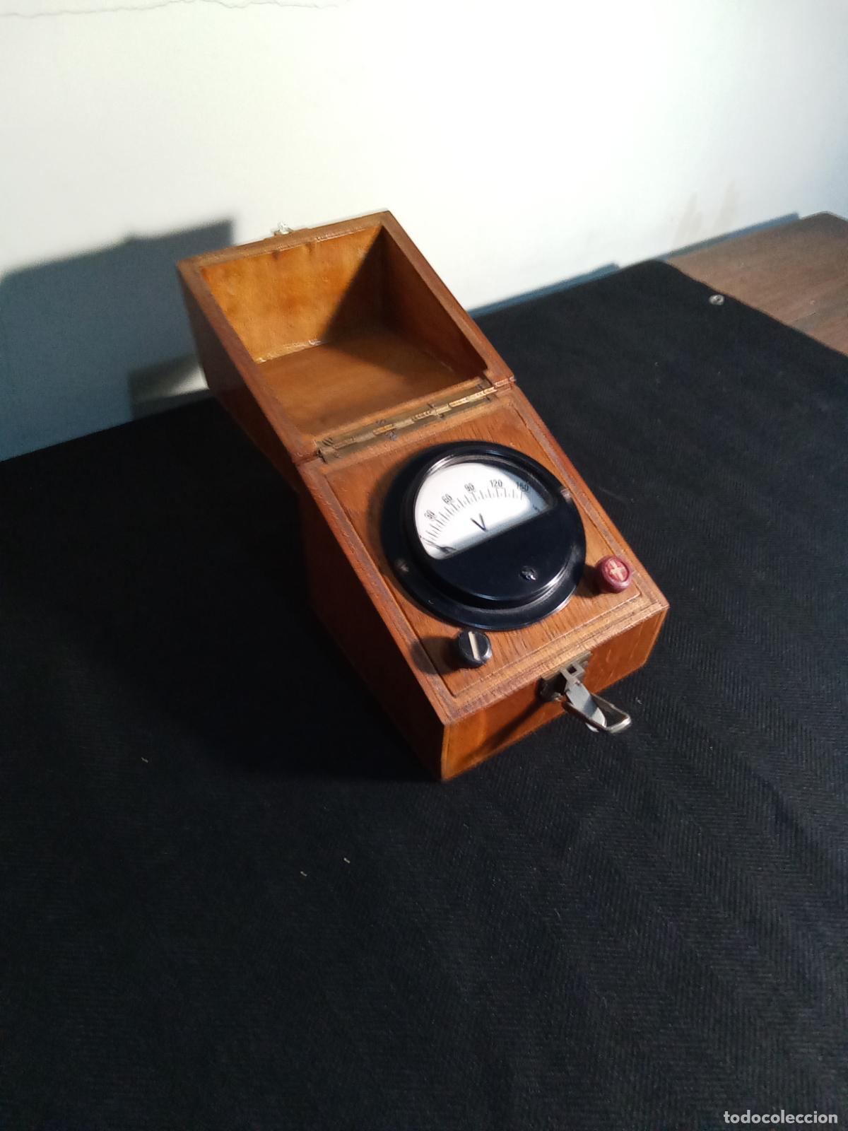 Antig&uuml;edades: ANTIGUO VOLT&Iacute;METRO EN CAJA - Foto 3