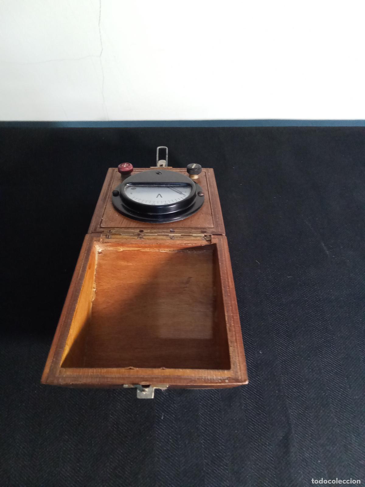 Antig&uuml;edades: ANTIGUO VOLT&Iacute;METRO EN CAJA - Foto 6