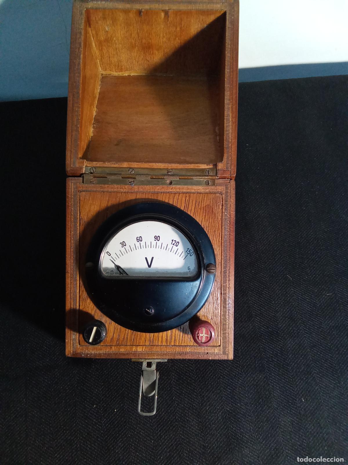 Antig&uuml;edades: ANTIGUO VOLT&Iacute;METRO EN CAJA - Foto 1