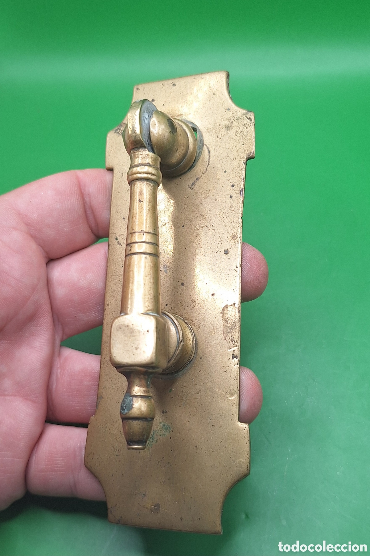 Antig&uuml;edades: Antiguo Llamador de Puerta de Bronce - - Foto 1