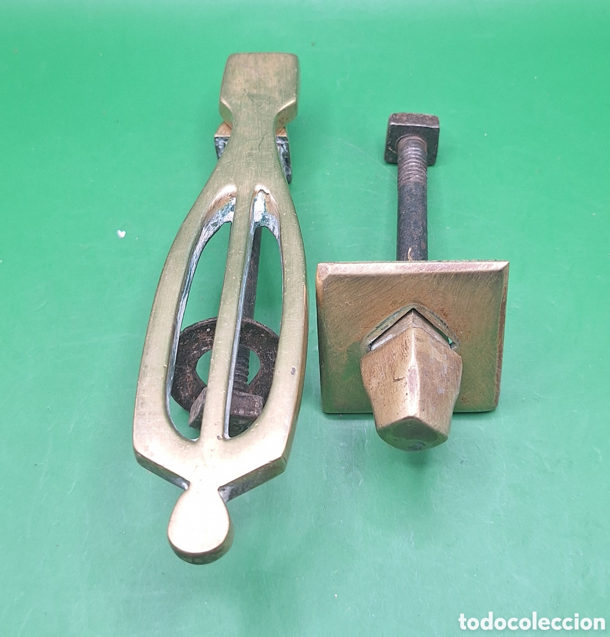 Antig&uuml;edades: Antiguo Llamador de Bronce para Puerta - Foto 2