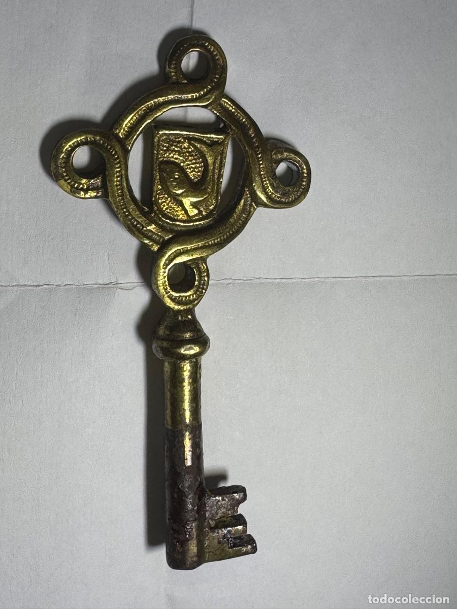 Antig&uuml;edades: Llave de Sargario dorada bien conservada - Foto 3