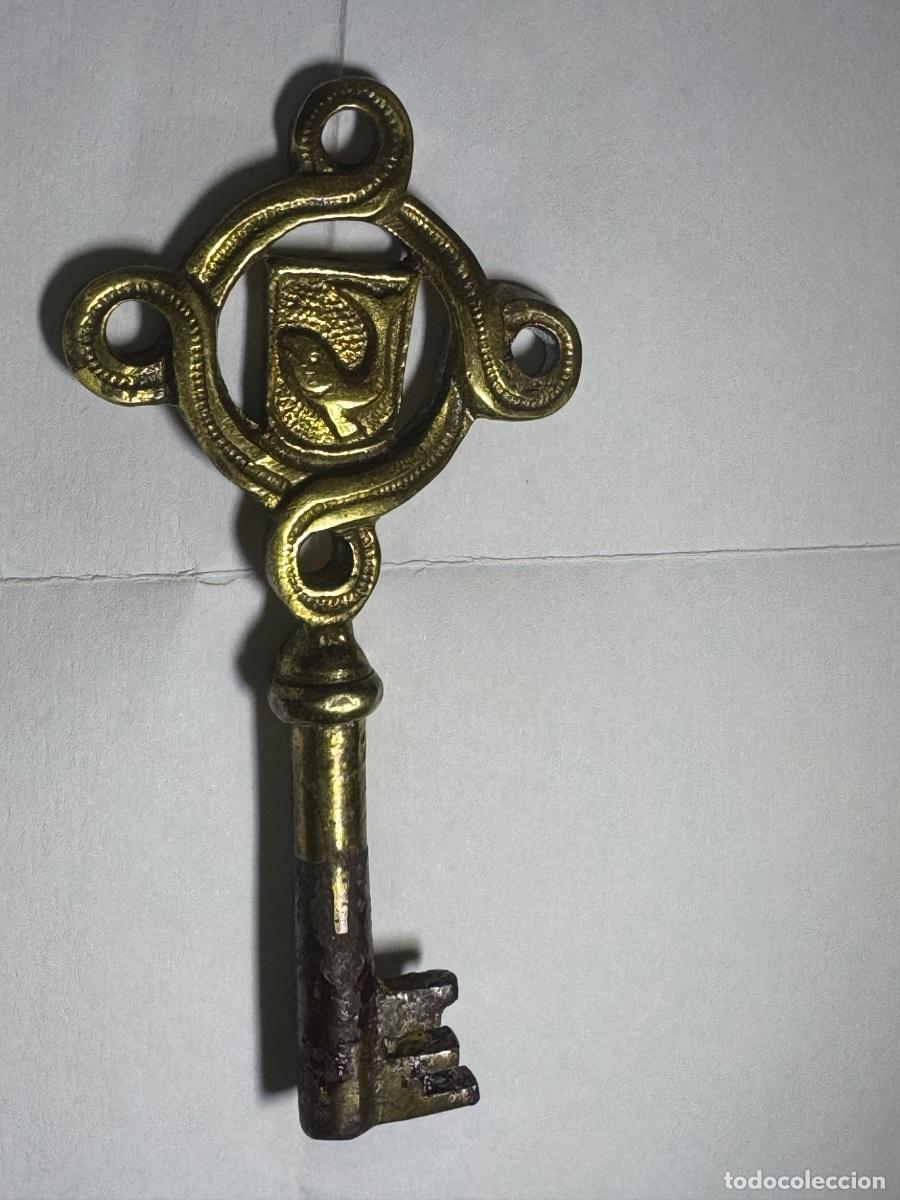 Antig&uuml;edades: Llave de Sargario dorada bien conservada - Foto 4