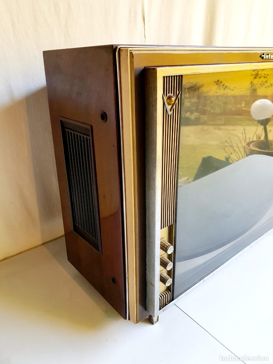 Antig&uuml;edades: Televisor de v&aacute;lvulas Inter 261. 1967. - Foto 2