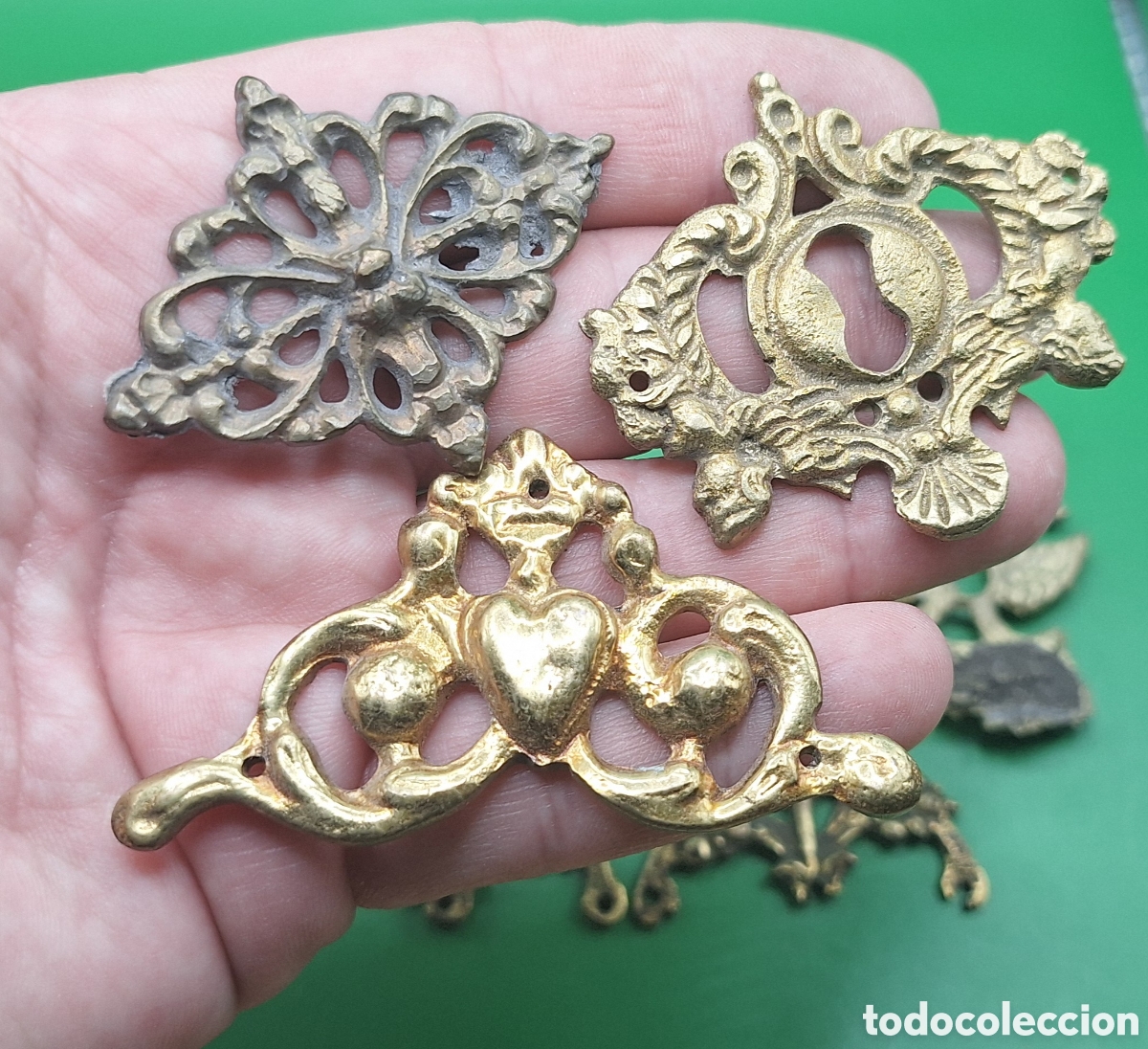 Antig&uuml;edades: Lote de Embellecedores - Remates de Mueble de Bronce - - Foto 10