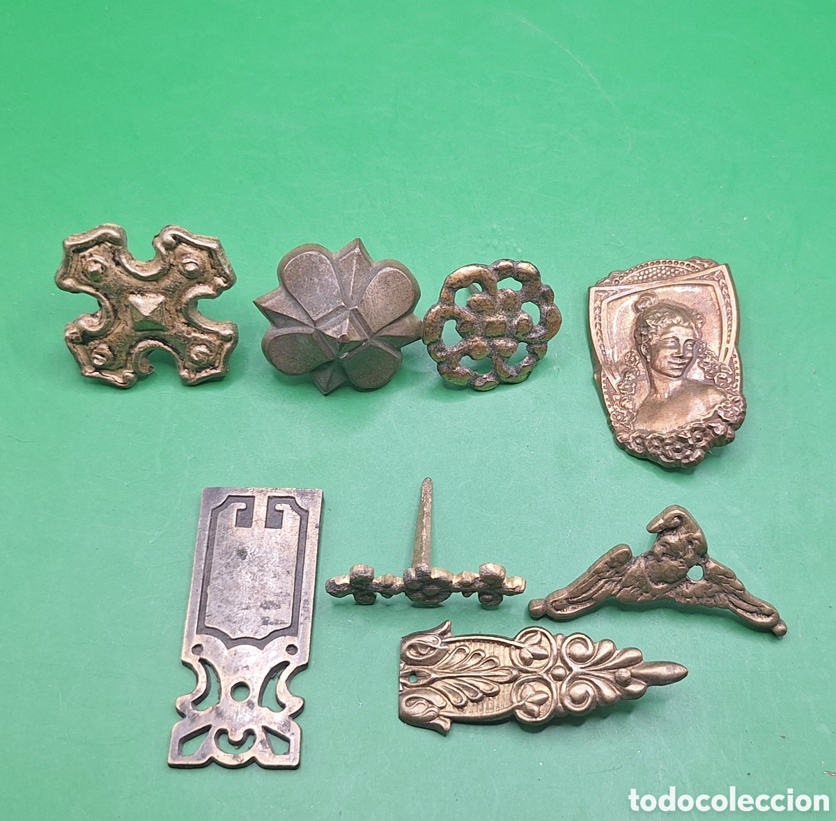 Antig&uuml;edades: Lote de Embellecedores - Remates de Mueble de Bronce - - Foto 19