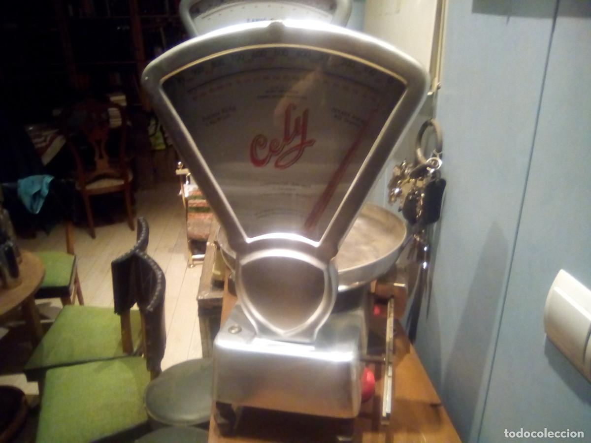 Antig&uuml;edades: BASCULA CELY DE TIENDA. - Foto 1