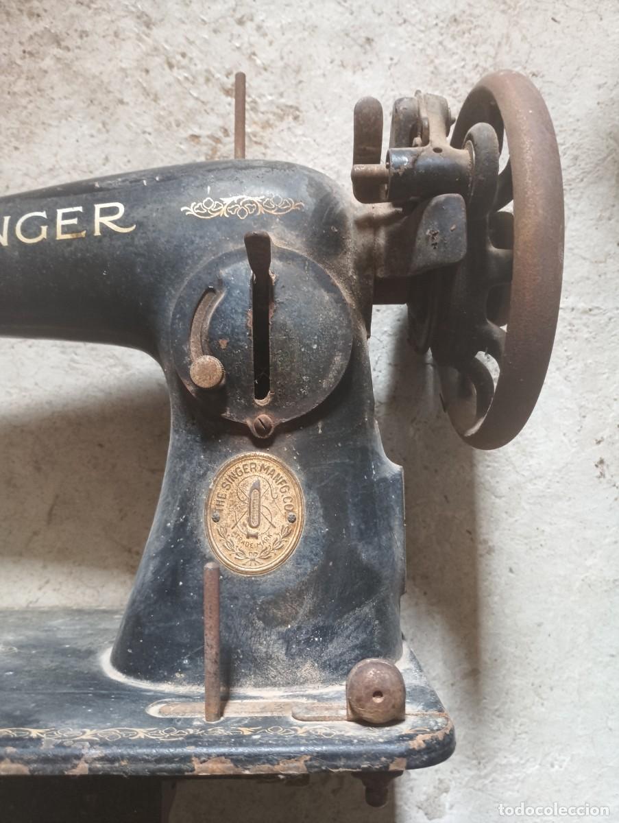 Antig&uuml;edades: M&aacute;quina de coser SINGER - Foto 4