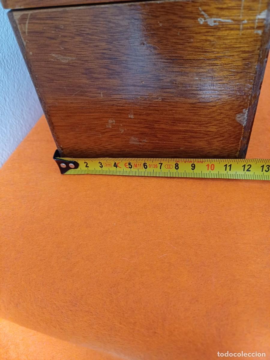 Antig&uuml;edades: FOT&Oacute;METRO QUE MIDE LA CONCENTRACI&Oacute;N DE SOLUTO A PARTIR DE LA LUZ - Foto 11