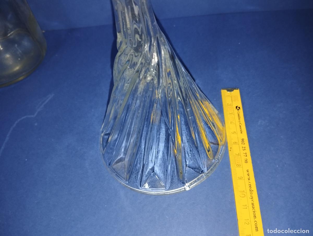 Antig&uuml;edades: EMBUDO DE LABORATORIO DE CRISTAL CON RELIEVE - Foto 4