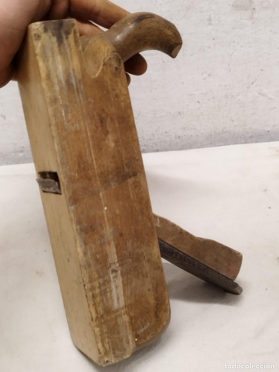 Antig&uuml;edades: Antiguo cepillo de carpintero, tradicional de madera. - Foto 10