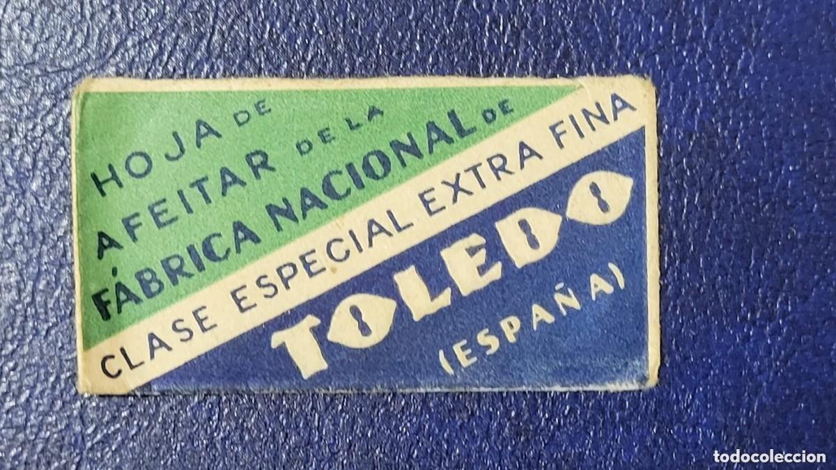 Antig&uuml;edades: HOJA CON CUCHILLA DE AFEITAR TOLEDO - Foto 1