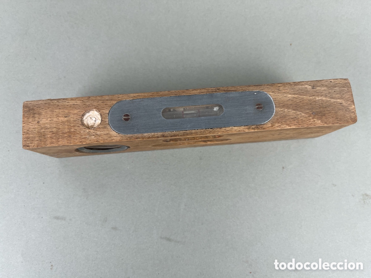 Antig&uuml;edades: ANTIGUO NIVEL DE MADERA DE ROBLE -VESTA- - Foto 6