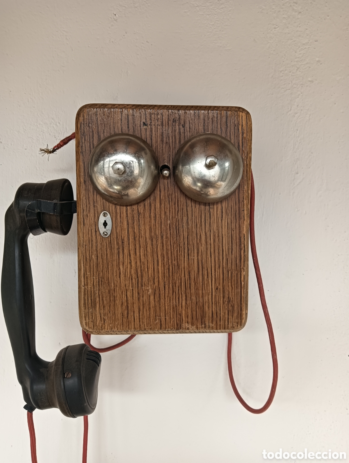 Tel&eacute;fonos: Antiguo tel&eacute;fono de pared - Foto 1