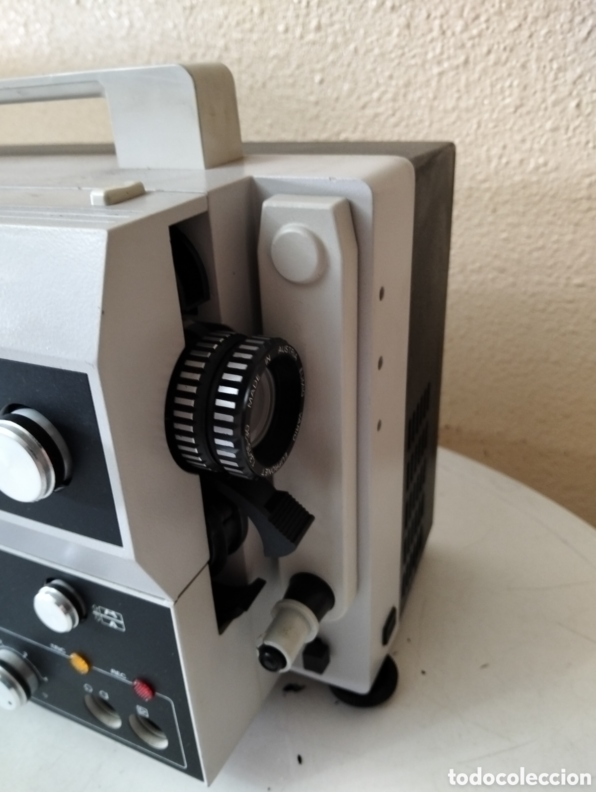 Antig&uuml;edades: Proyector super 8 Eumic Mark S 810 D ( con su funda original ) - Foto 3