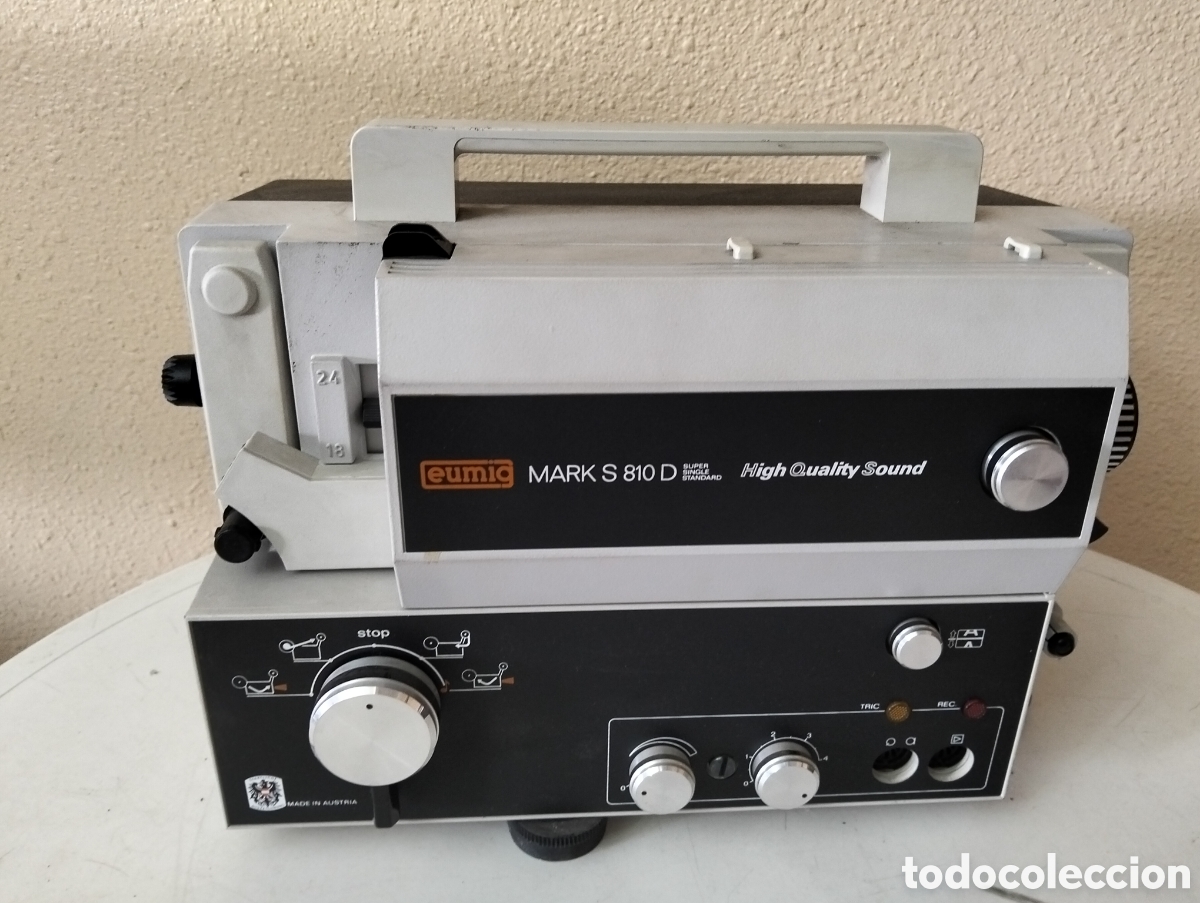 Antig&uuml;edades: Proyector super 8 Eumic Mark S 810 D ( con su funda original ) - Foto 1