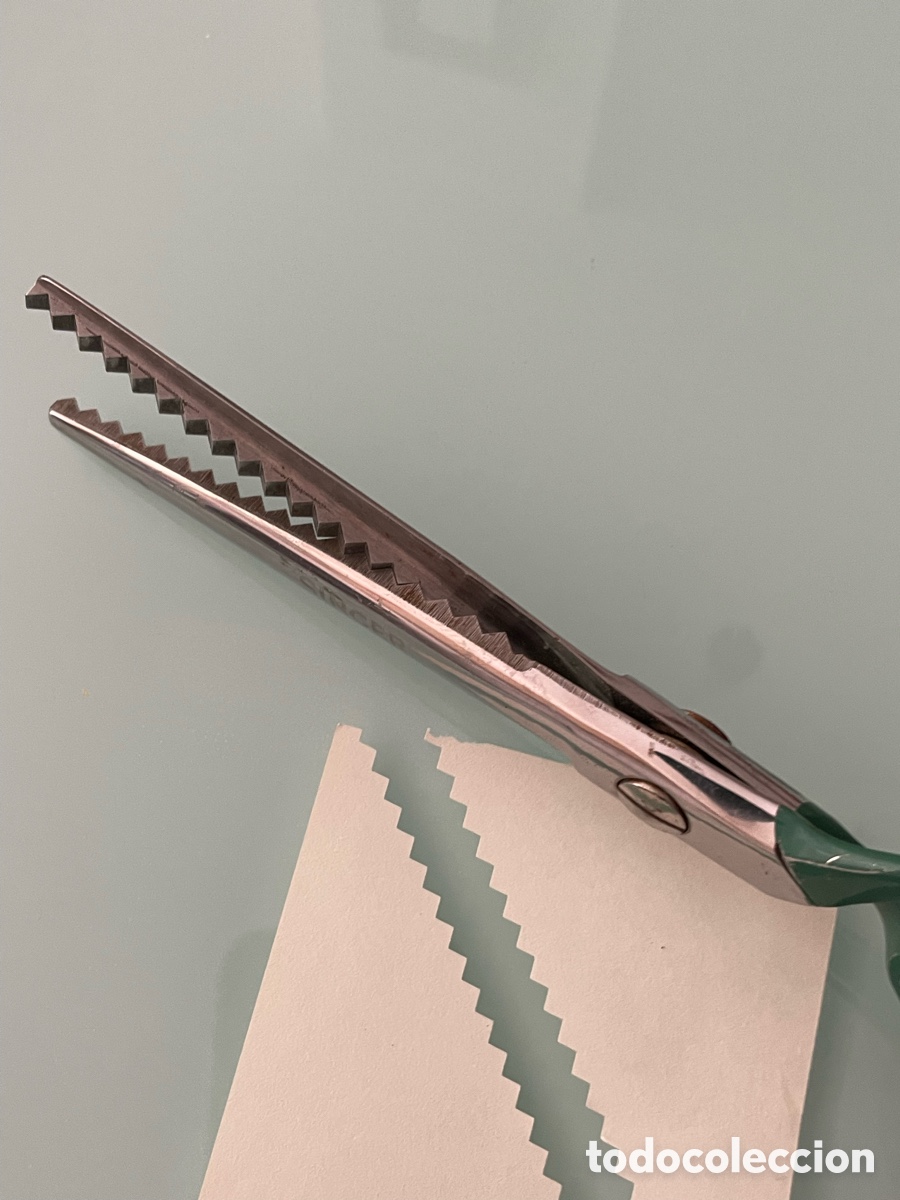 Antig&uuml;edades: Tijeras dentadas Singer - Foto 3